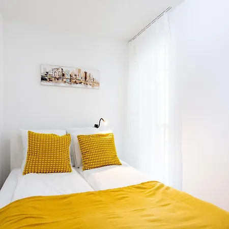 Central - Balcony - Brand New - Sunny Budapest Exterior photo