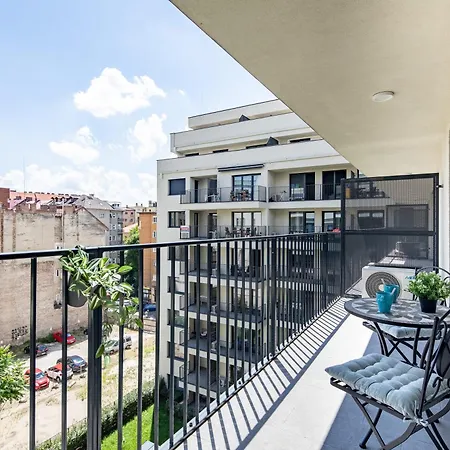 Central - Balcony - Brand New - Sunny Budapest Exterior photo